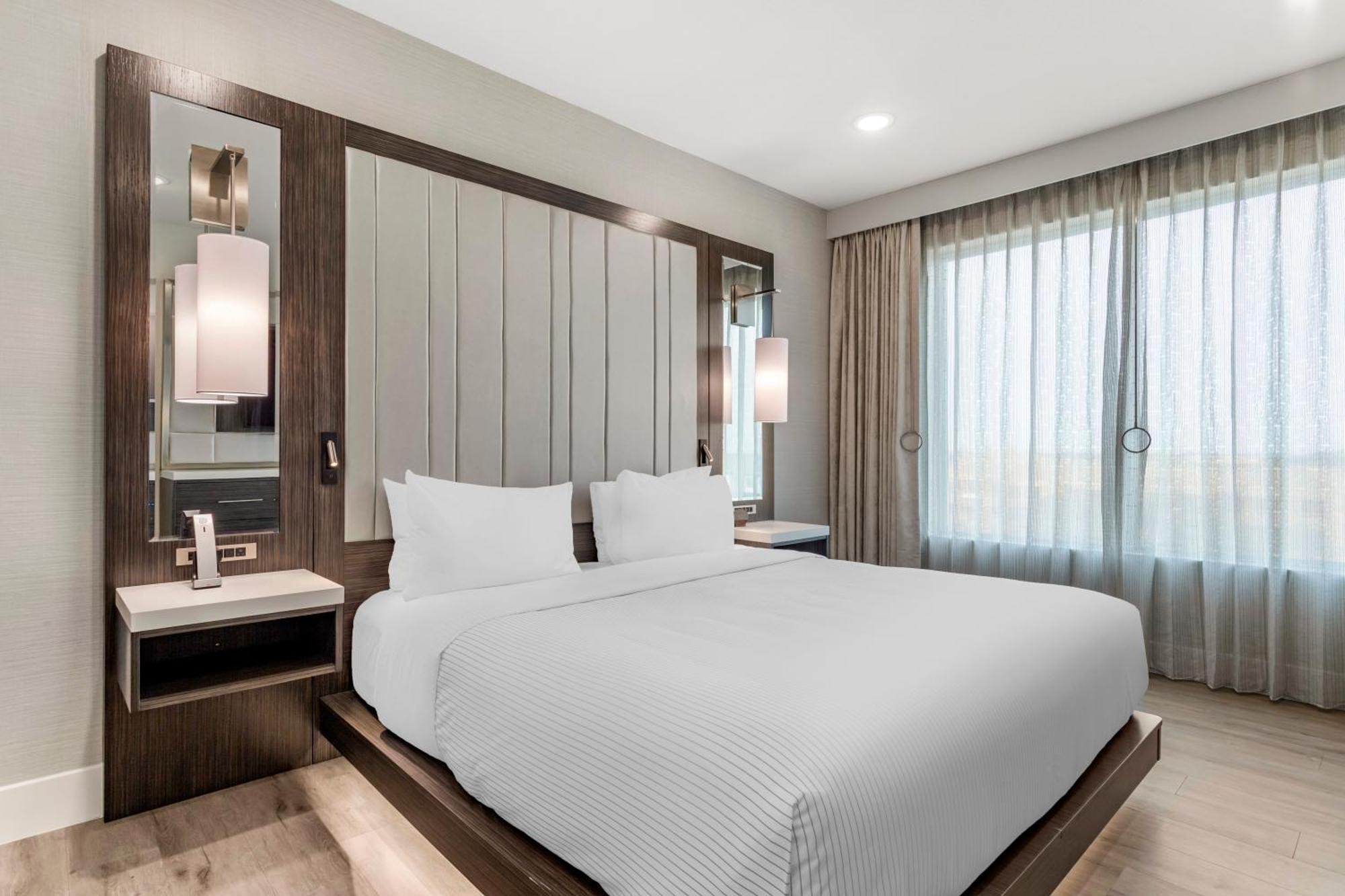 Cambria Hotel Austin Uptown Near The Domain Exteriör bild