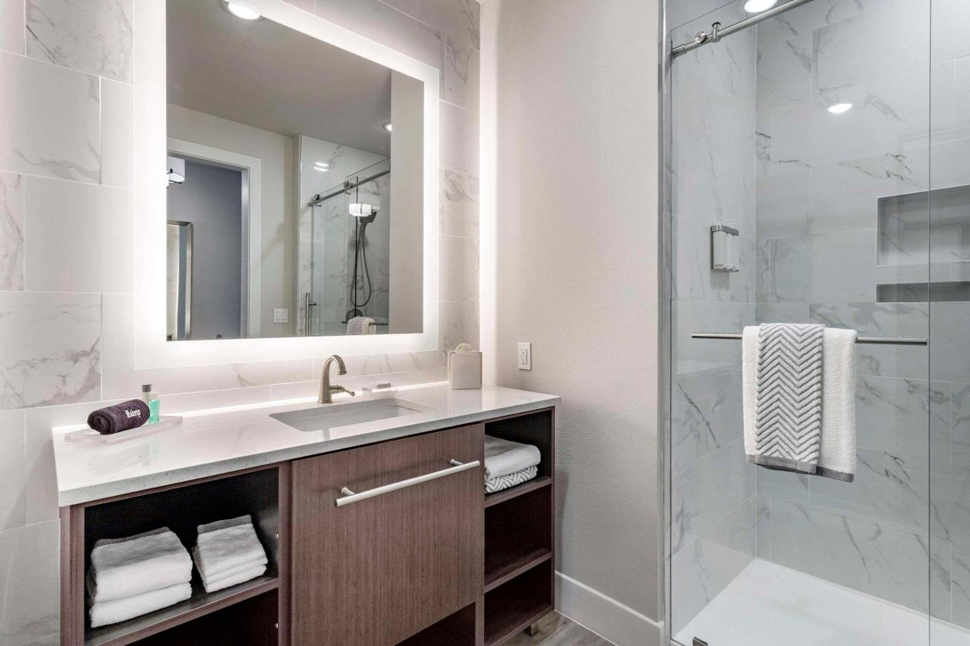 Cambria Hotel Austin Uptown Near The Domain Exteriör bild