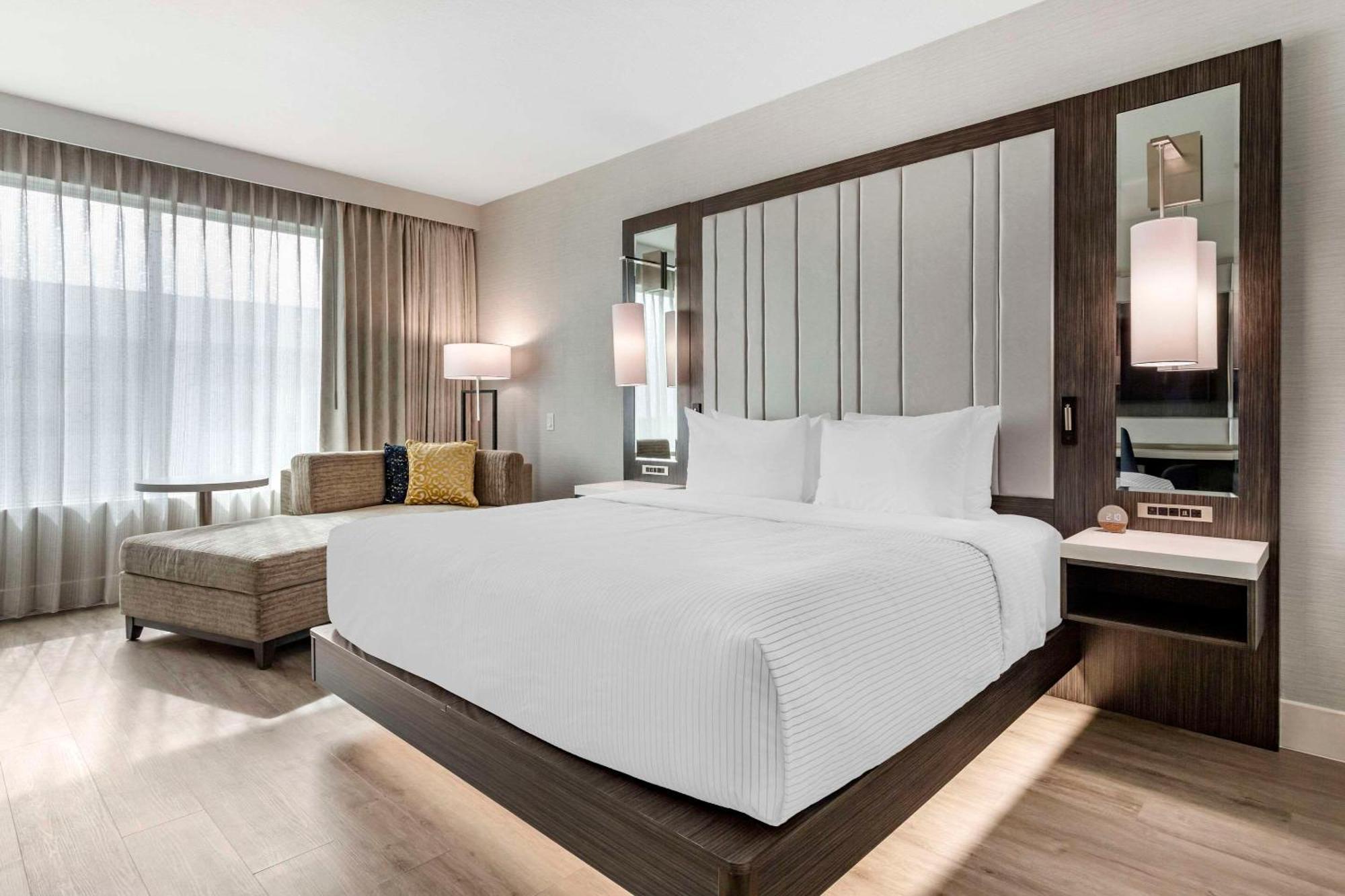Cambria Hotel Austin Uptown Near The Domain Exteriör bild