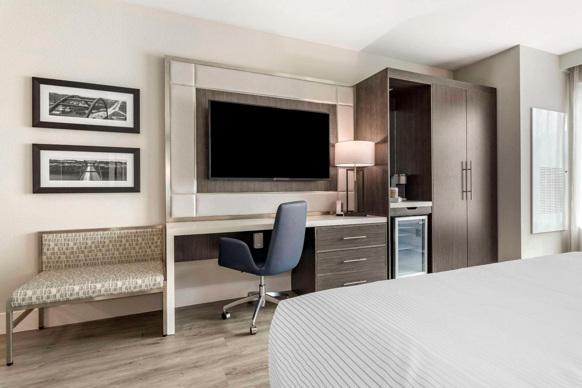 Cambria Hotel Austin Uptown Near The Domain Exteriör bild
